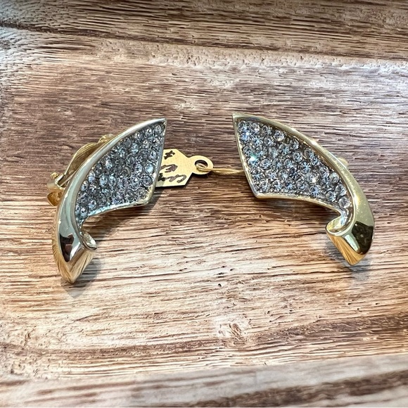 Vintage 80s rhinestone clip on earrings - Picture 3 of 5